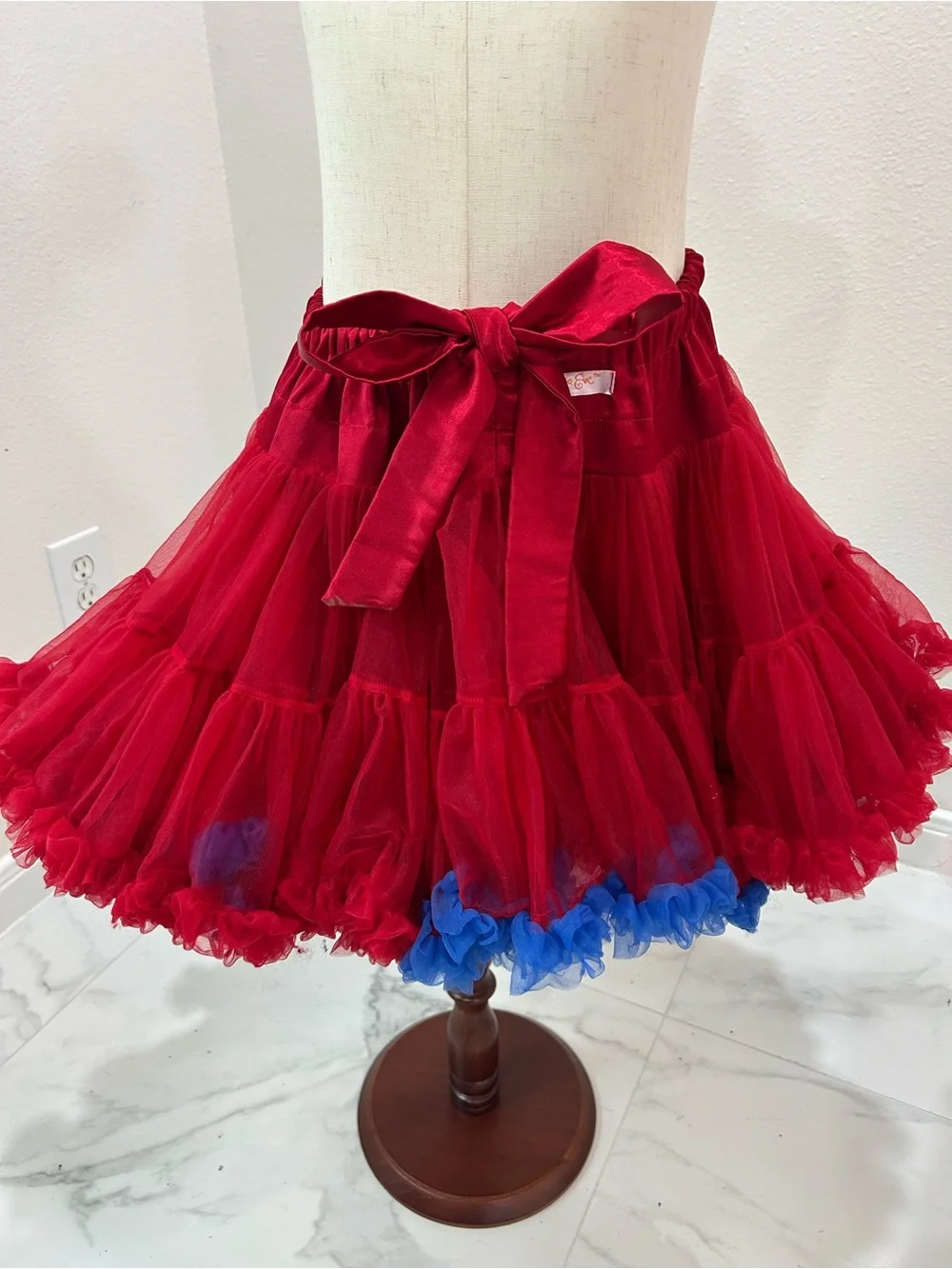 Kaiya Eve Red Ruffled Tulle Tutu Petticoat Dosey Do Skirt with, Girls Size 4